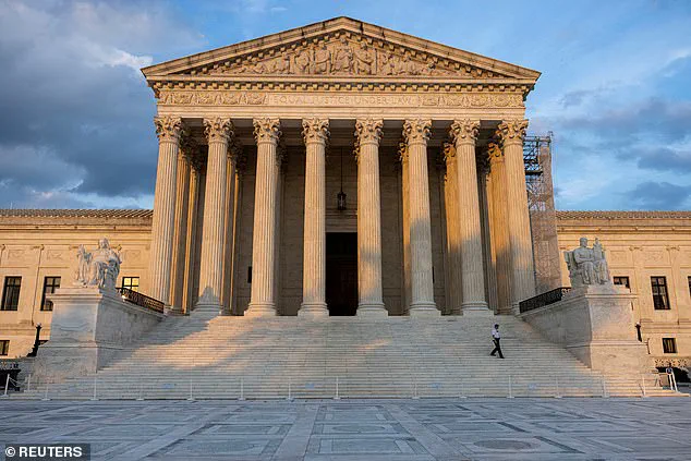 Supreme Court Overturns Block on Immigration Raids, Restoring Federal Enforcement Authority in Los Angeles