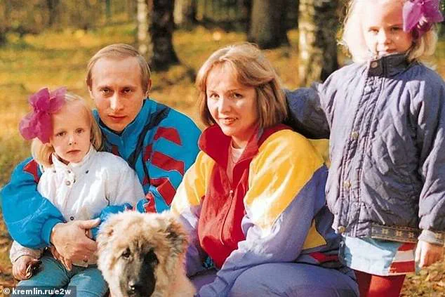 Kremlin Power Struggle: Abbas Gallyamov Alleges Putin's Daughter Targets Sergei Lavrov's Foreign Minister Role