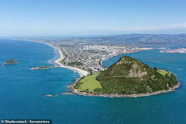 Landslide at Mount Maunganui Holiday Park: Local Woman Warns Moments Before Tragedy, Search for Survivors Continues