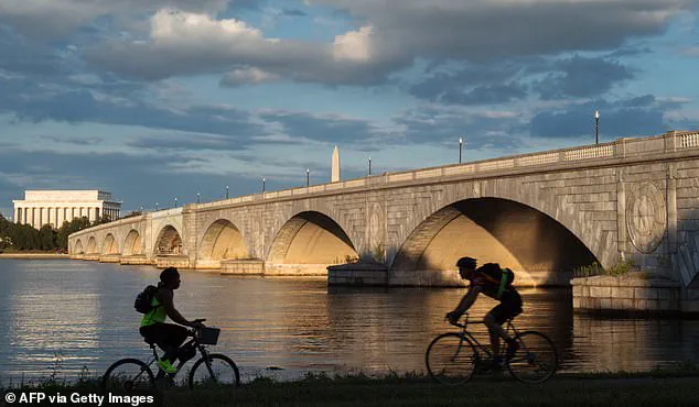 Trump's 'Triumphal Arch' to Soar to 250 Feet, Outshining Washington, D.C.'s Landmarks as Symbol of National Ambition