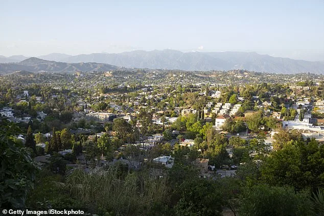 Highland Park Activists Deploy Air Raid Sirens in Controversial Move to Warn Against ICE Raids