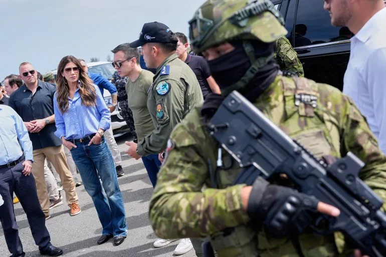 Ecuador's Trump-Backed Military Crackdown on Criminal Networks Includes Curfew in Four Provinces to Avoid Civilian Casualties