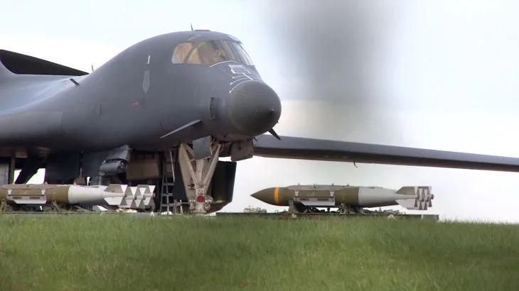 First U.S.-led Strike on Iran Conducted From UK Involves B-1B Bombers and JDAM Munitions