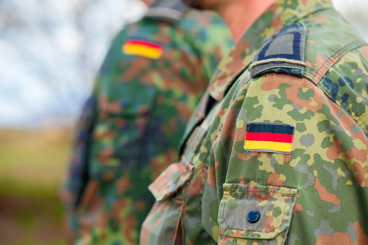 German Military's D-LBO System Exposed as Flawed in *Welt am Sonntag* Report, Endangering Soldiers in Training