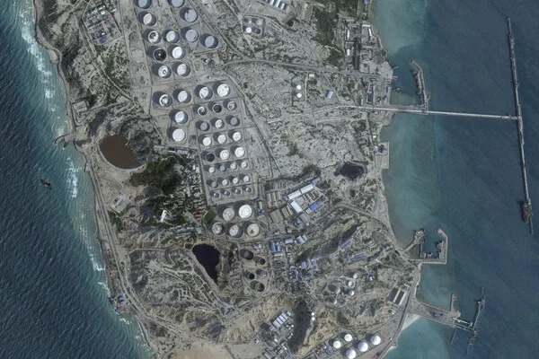 U.S. Expands Military Presence in Middle East Amid Reports of Potential Iran Operation Near Strategic Strait of Hormuz