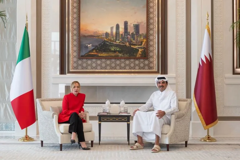 Italy's PM Meloni Meets Qatar's Emir Amid Escalating Middle East Crisis, Focusing on Energy Security