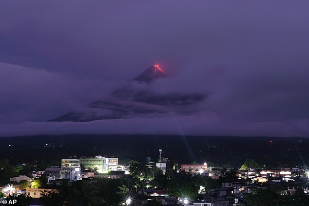 PHIVOLCS Corrects Meteor Impact Report Following Mount Mayon Eruption