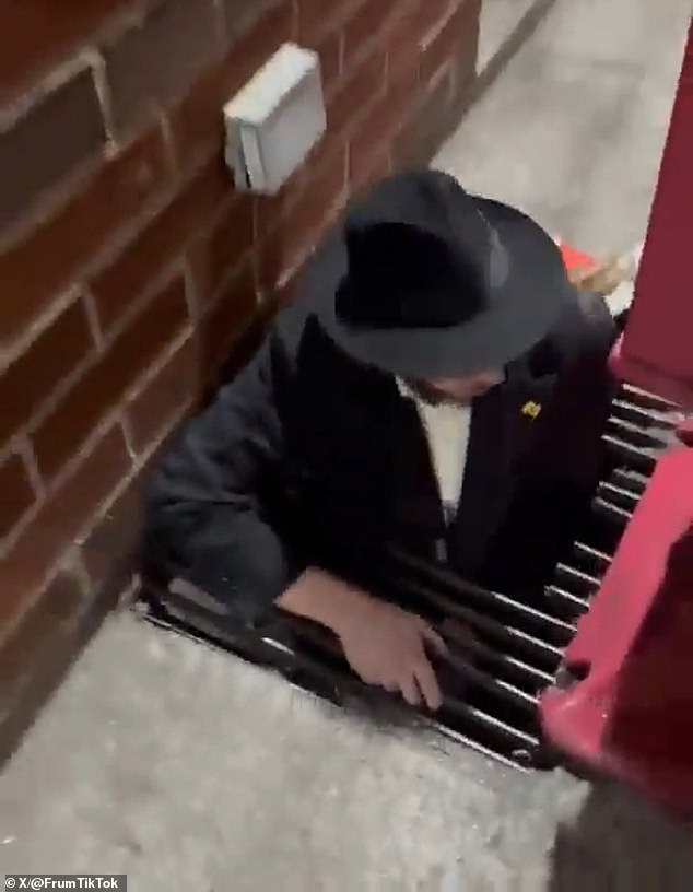 Seven men emerge from Brooklyn sewer system, sparking police lockdown